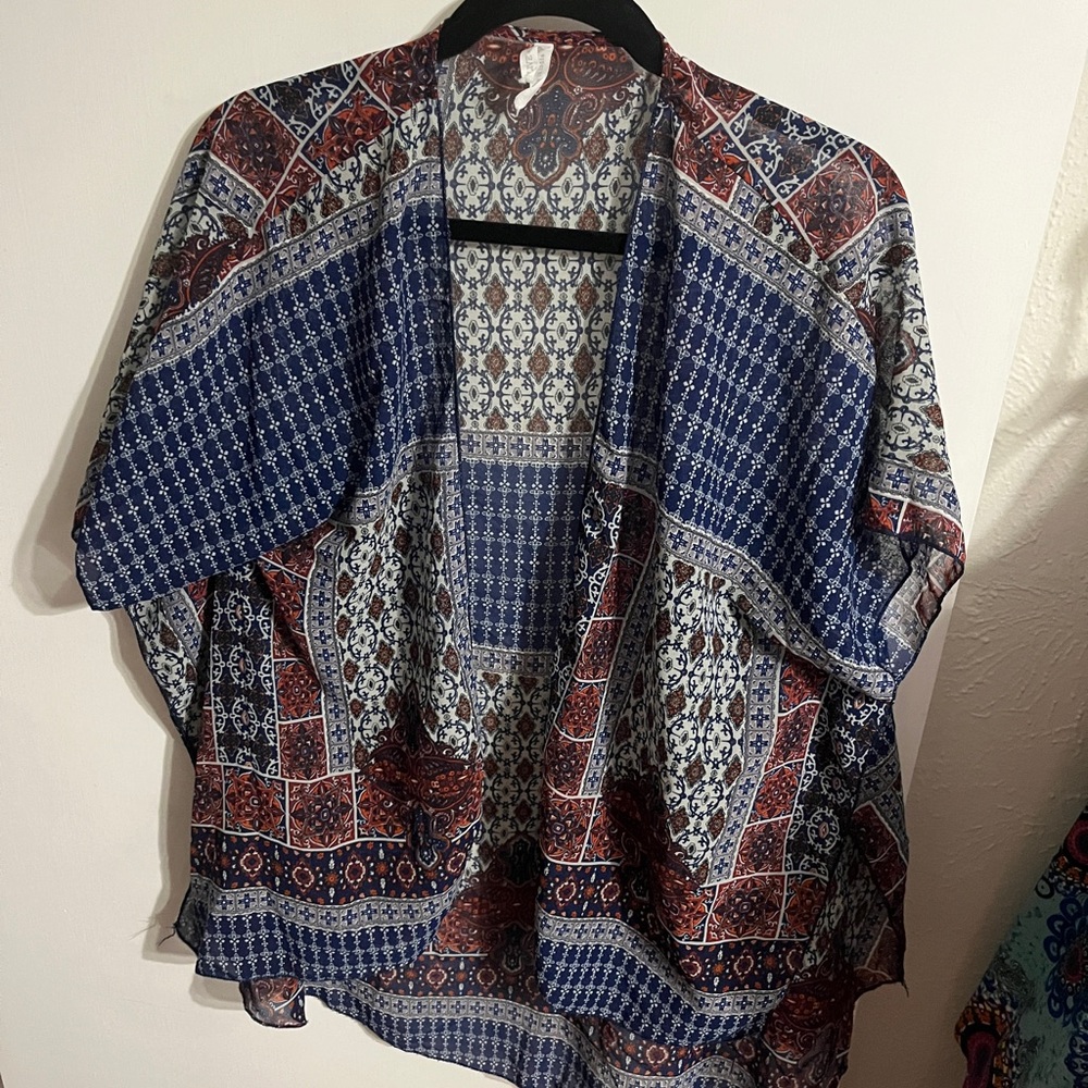 💜 Small Blue and Red Patterned Women's cover up top